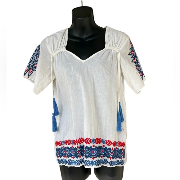 Anthropologie Pepin Cream Embroidered blue red Shirt
Size S preloved 💯 cotton - Picture 4 of 11